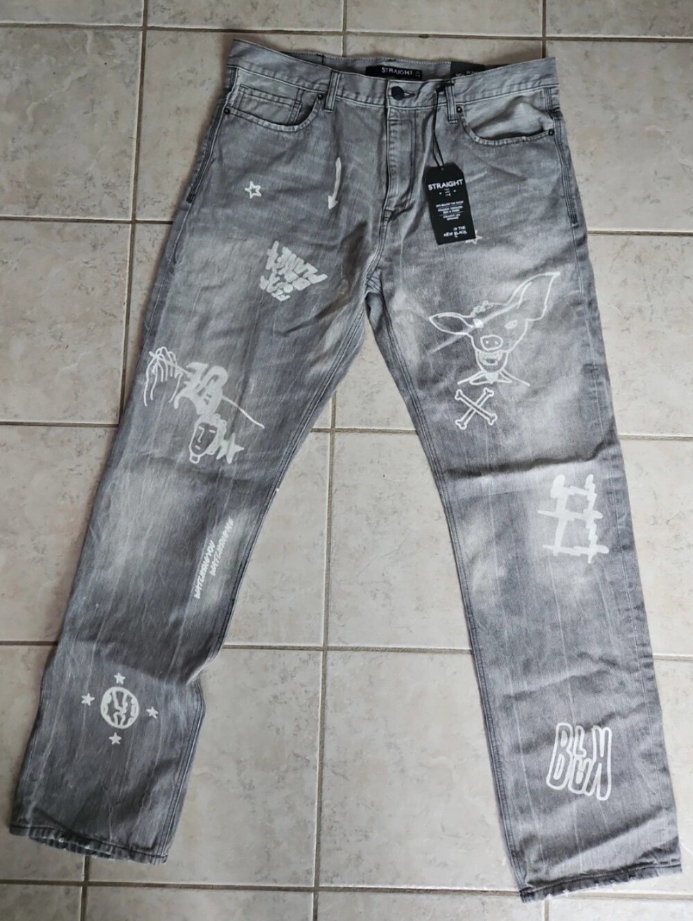 Rocawear Men’s Straight Leg Graphic Jeans Gray Wash Size 38W Streetwear Y2K